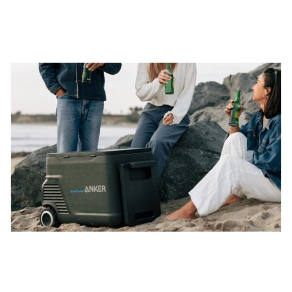Portable Solar Cooler for Beverages
